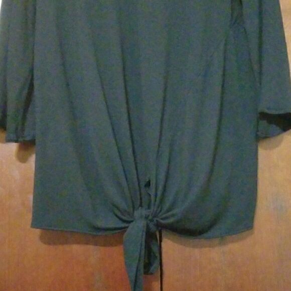 Banana Republic Tie Front Shirt - Picture 7 of 7